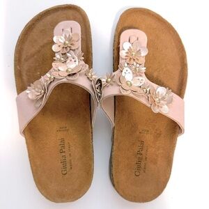 NWOT Giulia Palau Made in Italy Big Girl Sandals with Flowers, Gold Size US 2